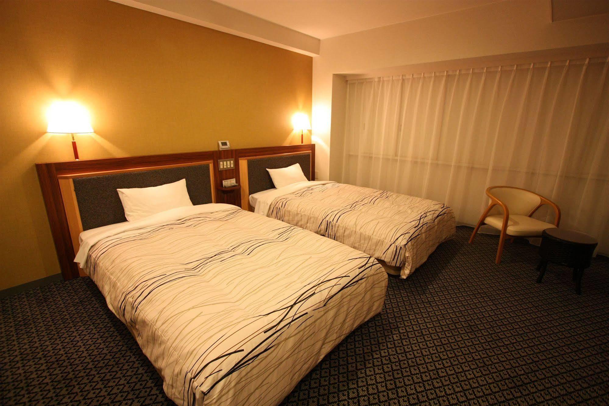 Kanazawa Manten Hotel Ekimae Buitenkant foto