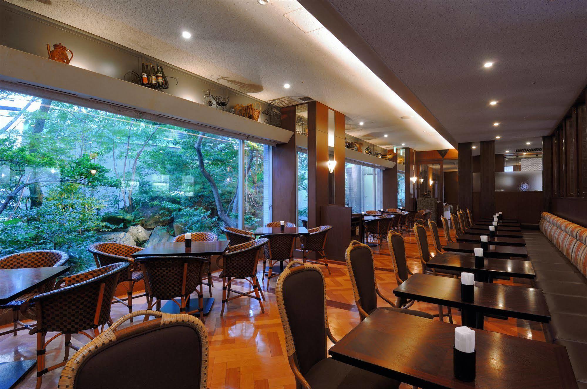 Kanazawa Manten Hotel Ekimae Buitenkant foto
